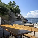 Seaside House For Families With Children Cove Pokrivenik, Hvar - 12040