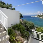 Seaside House For Families With Children Cove Pokrivenik, Hvar - 12040 Vikendica *