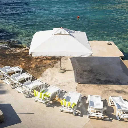 Seaside House For Families With Children Cove Pokrivenik, Hvar - 12040 Vikendica *